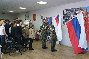 Память о героях начинается со школьной парты